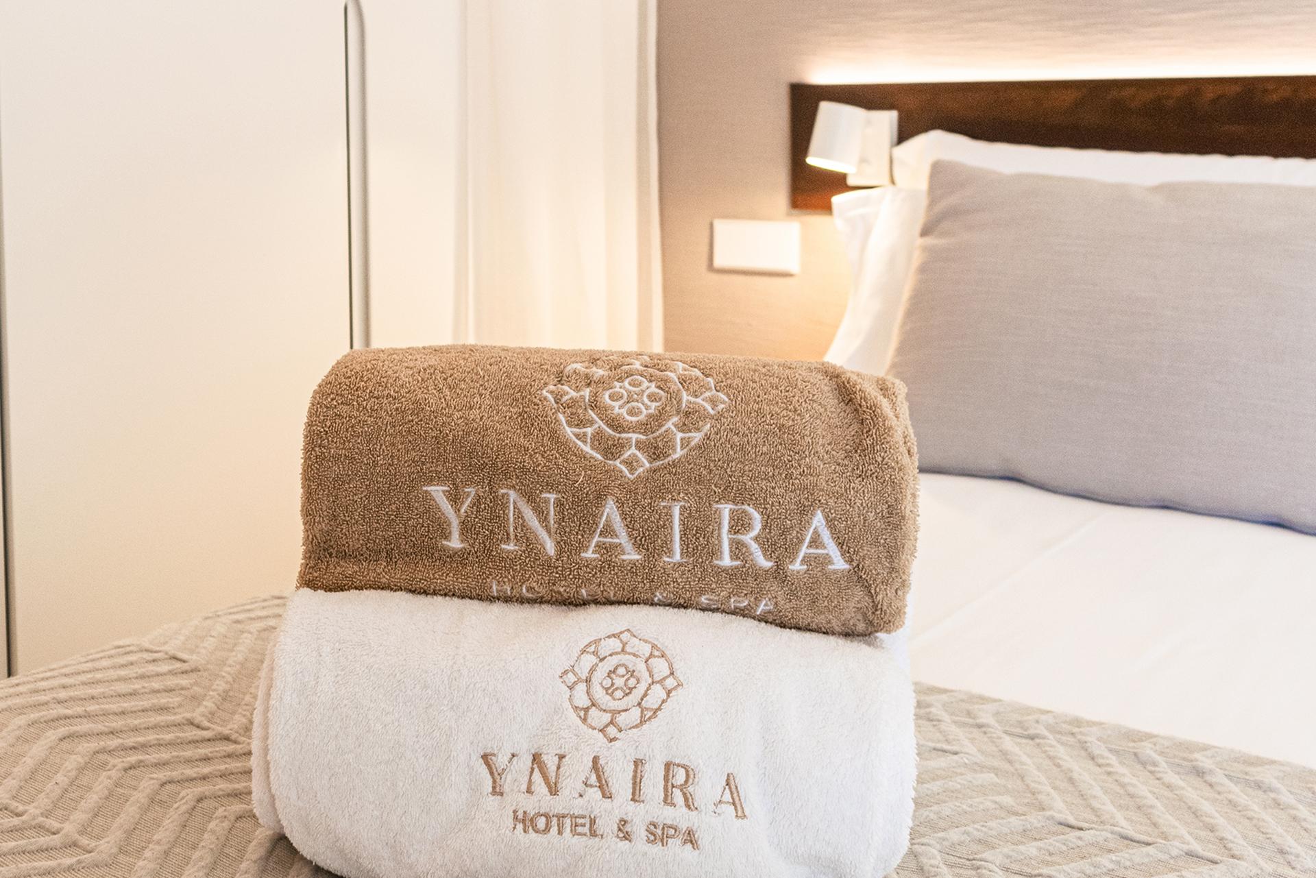 Ynaira & Hotel 4*