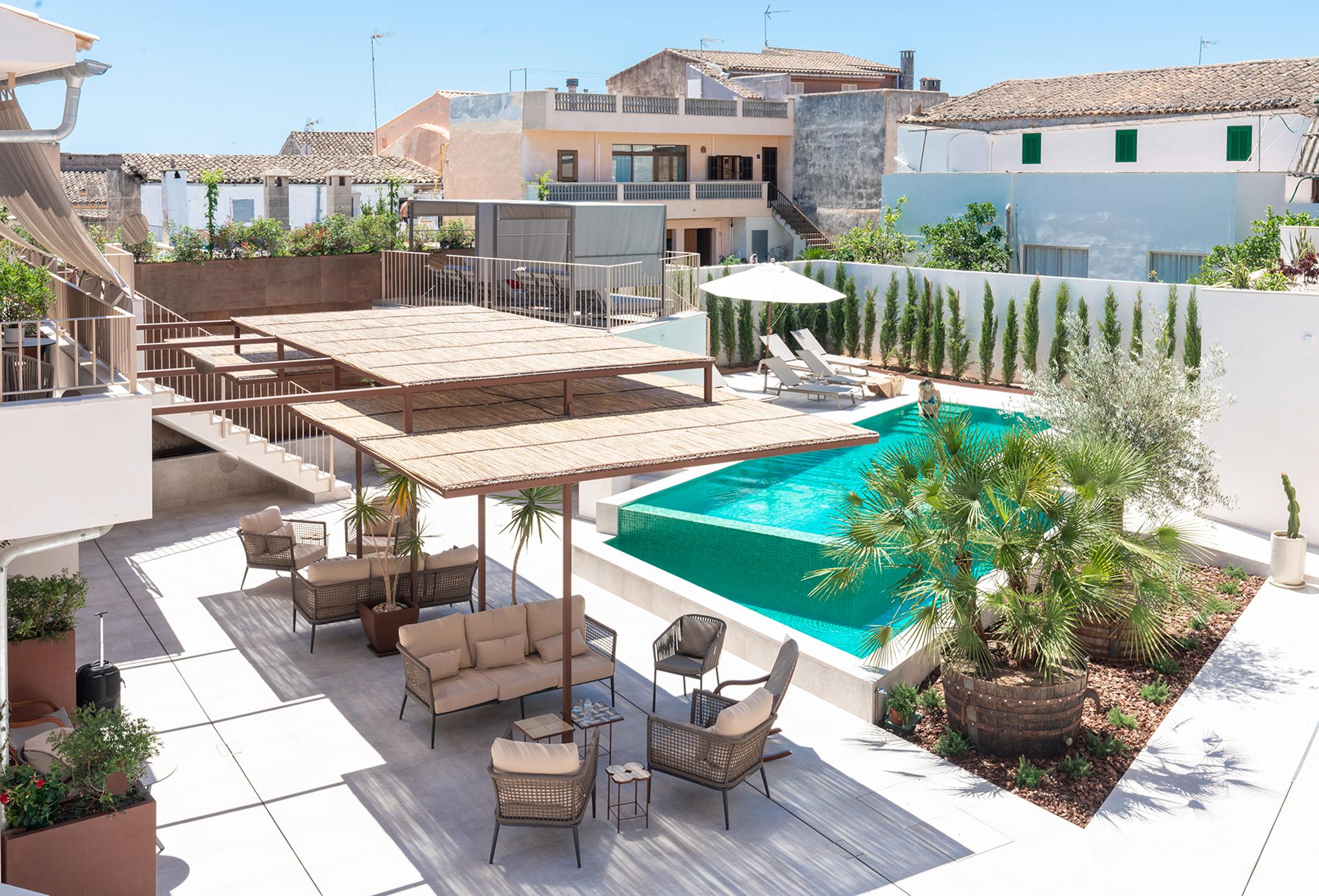 Hotel Ynaira & 4*