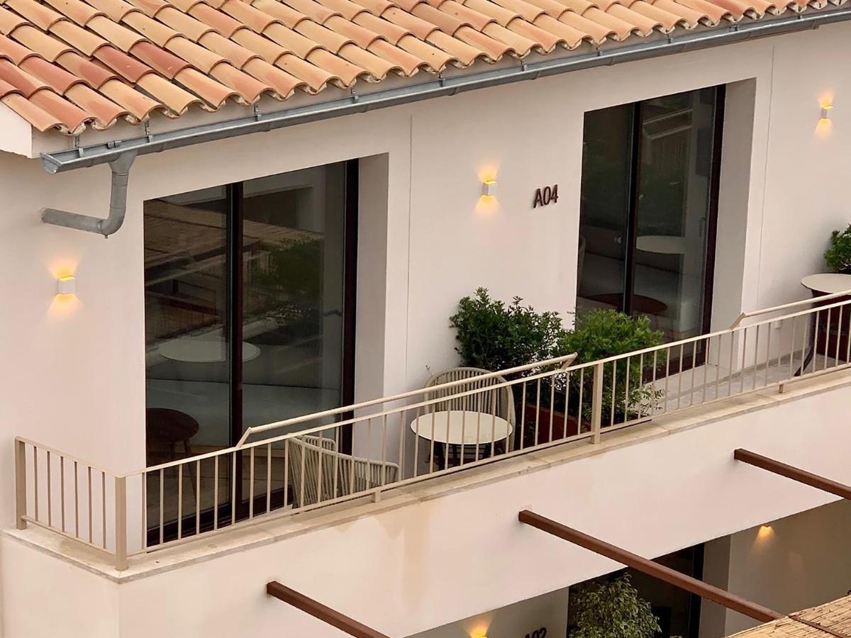 Hotel Ynaira &