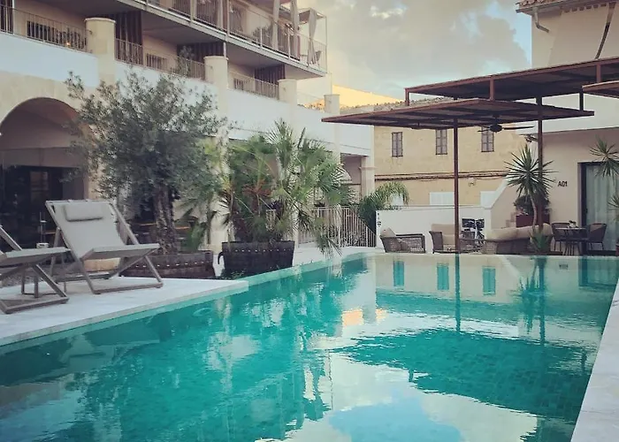 Ynaira Hotel & Spa